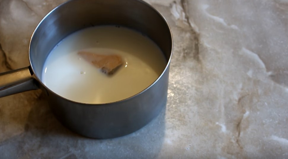 Оладьи на молоке. 6 рецептов вкусных и пышных оладушек