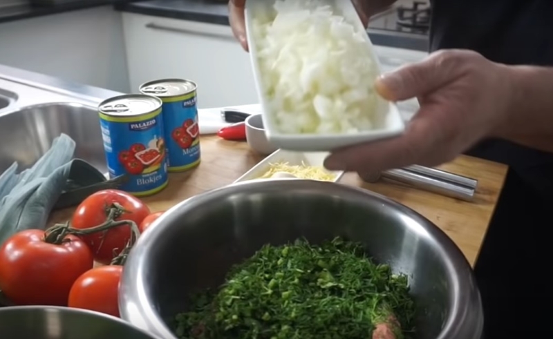 Мясо для фарша, 3 баклажана — и блюдо готово. Готовлю баклажаны с завязанными глазами.