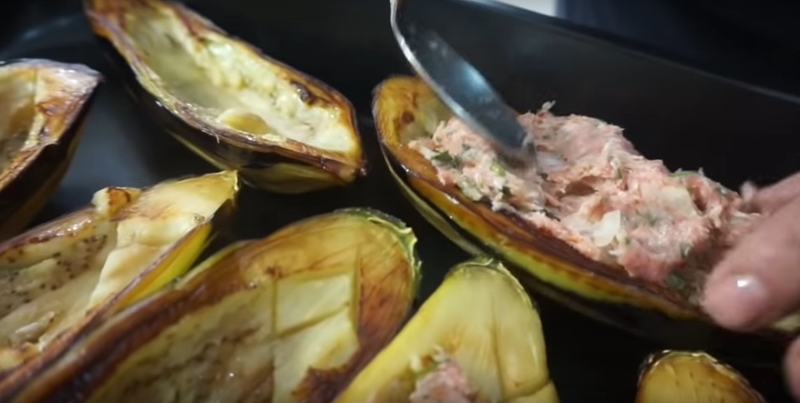 Мясо для фарша, 3 баклажана — и блюдо готово. Готовлю баклажаны с завязанными глазами.