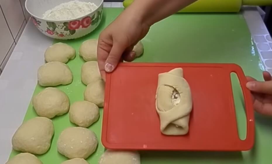 Булочки с творогом. 4 вкусных рецепта булочек в духовке