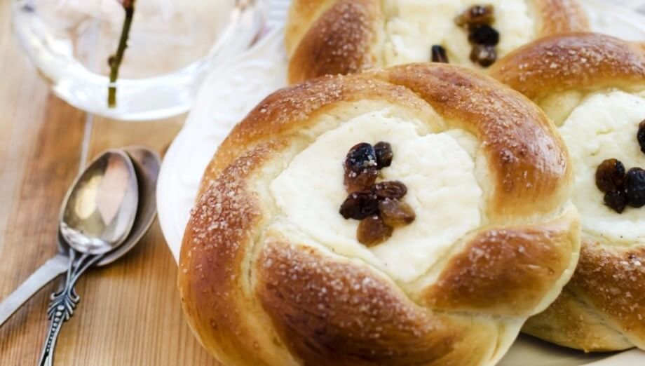 Булочки с творогом. 4 вкусных рецепта булочек в духовке