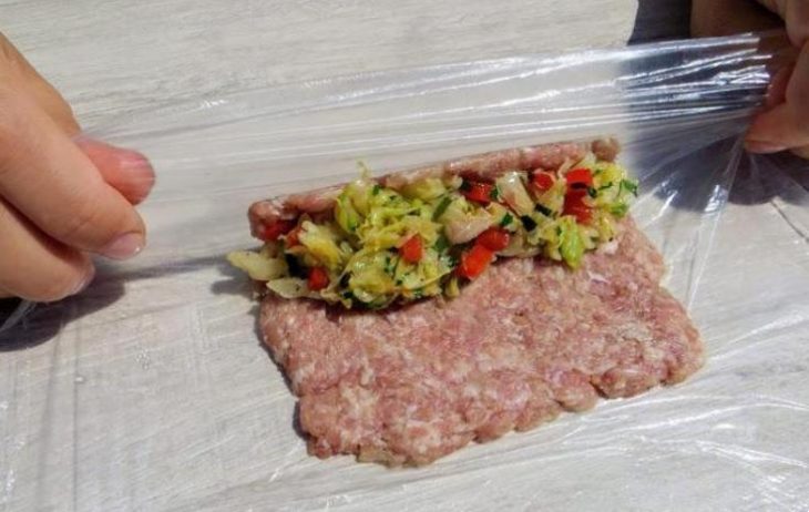 Такую вкуснятину из фарша нужно срочно готовить! Фаршированные котлеты Такую вкуснятину из фарша нужно срочно готовить! Фаршированные котлеты