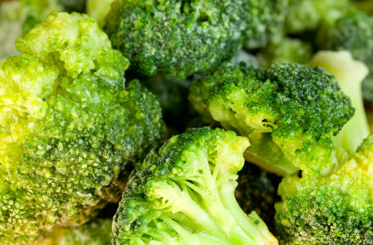 10 ПРОДУКТОВ, КОТОРЫМ СОВЕРШЕННО НЕ ВРЕДИТ ЗАМОРОЗКА