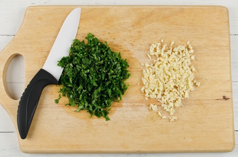 Необычный способ запекания курицы. Попробуй — не пожалеешь!