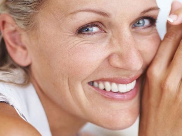 Как ухаживать за лицом после 50 лет